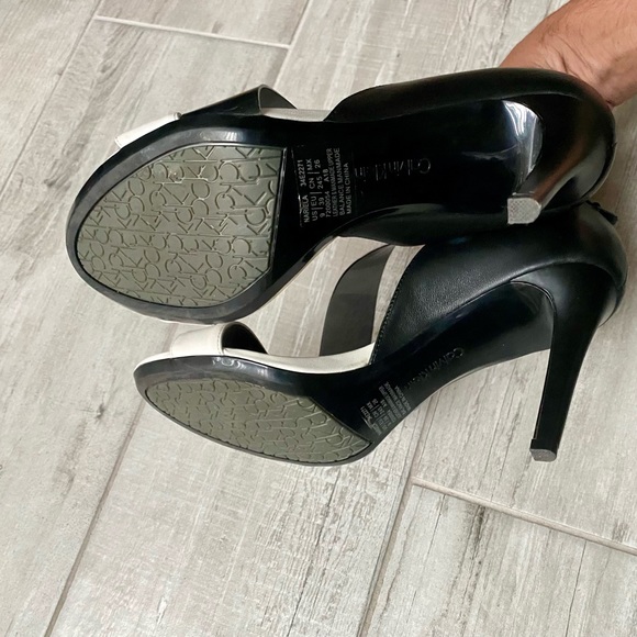 Calvin Klein Nariela Nappa - Picture 5 of 5